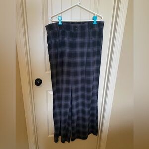 Torrid wide leg pants size 20
